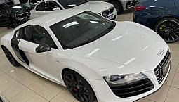 R8 2010/2010 5.2 Fsi Quattro V10 40V Gasolina 2P R-Tronic