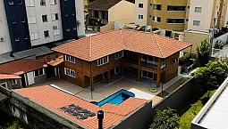 Casa Com 4 Dormitórios, Sendo 2 Suítes Para Alugar, 370 M² Por R$ 10.000/Mês - Garcia - Bl