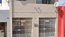 Casa Com Primeiro Andar Com Perfil Comercial/Residencial