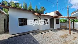 Excelente Casa 2 Dormitório(S) Em São João Do Rio Vermelho - Florianópolis