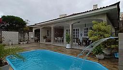 Excelente Casa Em Candeias Com 193M², 4 Quartos E 3 Vagas