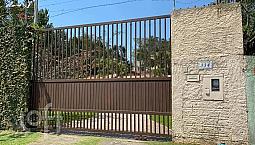 Casa À Venda Em Vargem De Fora Com 300 M², 4 Quartos, 2 Suítes