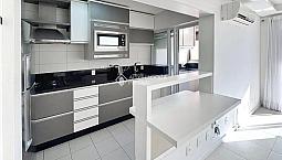 Apartamento À Venda No Centro De Florianópolis - 2 Quartos (1 Suíte) - 70M²