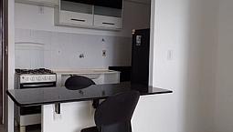 Alugo Apartamento - *