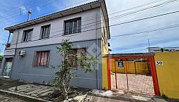 Casa Para Locação Com Quintal Amplo No Bairro Cavalhada