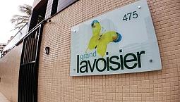 Vendo Grand Lavoisier 137 M² 3 Quartos 2 Suítes 2 Closets 4 Wcs 2 Vagas Ponta Verde