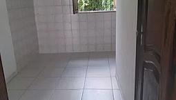 Apto De 1/4 No Marco 950,00