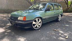 Vendo Chevrolet Ipanema Sl