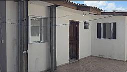Alugo Casa Dos Fundos 
