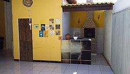 Casa Com Ponto Comercial De Esquina 