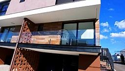 Casa Em Condomínio