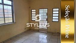 Casa De Frente De Rua Com Amplo Quintal E Terraço - Necessita Pequenos Reparos! M95H