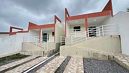 Casa Fora De Condomínio 