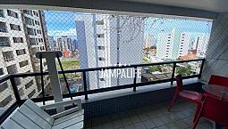 Apartamento Com 3 Dormitórios Com 180 M²