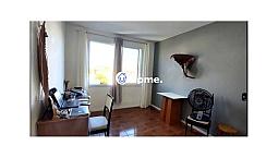 Apartamento 01 Dormitório Com 01 Vaga De Garagem Descoberta