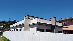 Casa Com 3 Quartos/Dormitórios No Bairro Rio Caveiras, Em Biguaçu - Sc