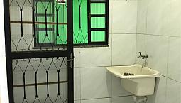 Alugo Sobrado Com Terraço No J. Catarina