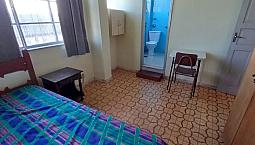 Quartos Individuais E Independentes Para Moças. Banheiro Dentro Do Quarto.