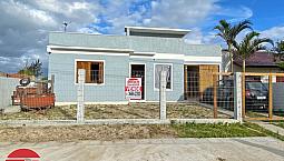 Nt:037 Ótima Casa Novinha Pronta Para Ser Sua Nesse Verão / Tramandaí Sul