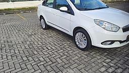 Fiat Siena Essence 1.6 2014 Extra!!!