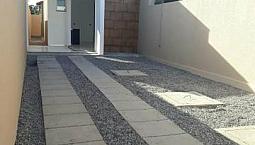 Bairro Siqueira . Lindas Casas Com 2 Qts (Suíte) Sala , Cozinha. Tel : (085) 99619 6009