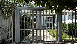 Casa Para Venda Tem 53 Metros Quadrados Com 2 Quartos