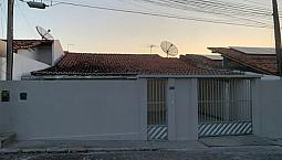 Casa Em Condomínio Fechado, 3 Quartos. 