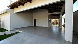Alugo Belíssima Casa No Setor Bertaville 