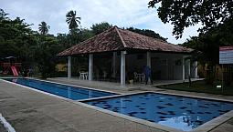 Alugo Em  Condominio Club Dois Quartos .