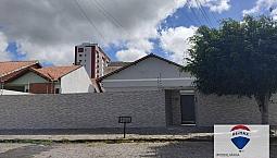 Casa Para Locação De 3 Quartos No Bairro Alto Branco
