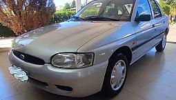 Escort Gl 1.6 Completo - Relíquia De Conservação E Modelo