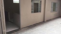 Locação Casa Residencial - 1 Dorm.