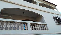Vende-Se Apto Com Terraço 