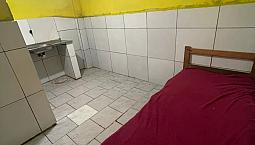 Aluga-Se Quarto Para Homem 