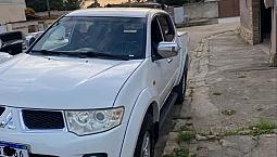 Mitsubishi L200 Triton Hpe 3.2 Cd Tb Int.diesel Aut 2013