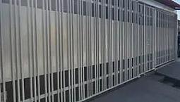 Excelente Casa Recém Reformada - 03 Quartos Mais Suite - Ac. Financiamento E Fgts. 