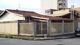 Código 171 - Casa Na Rua Da Gloria No Jardim Russi Em Taubaté ,Com 03 Dormitórios