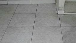 Alugo Casa Vila Abranches 400,00 Reias