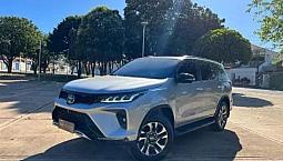 Hilux Sw4 Diamond 22/23 Com 12Mil Km