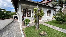 Casa 3 Quartos Com Piscina - Pedra Branca