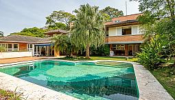 Casa Para Venda Em Santo Amaro Com 4 Quartos, Sendo 4 Suítes, 8 Vagas, 1023M²