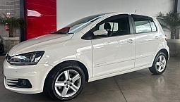Volkswagen Fox Comfortline 1.6 Flex 8V 5P 2016