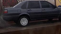 Vende Se Um Santana 2000 Mi 1.8