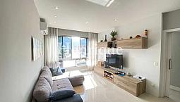 Apartamento : / Residencial / Leblon