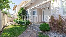 Linda Casa No Bairro Ecoville.