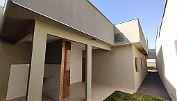 Casa Para Venda Possui 106 Metros Quadrados Com 3 Quartos