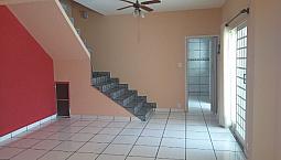 Sobrado No Barreiro, 2 Quartos Sendo 1 Suíte, Área Gourmet, Piscina, Quintal