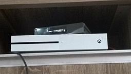 Xbox One S Branco