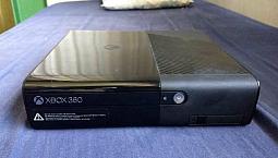Xbox 360 E 4 Gb Bloqueado