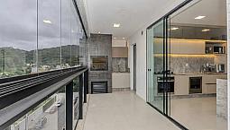 Apartamento À Venda Na Praia Brava Em Itajaí.